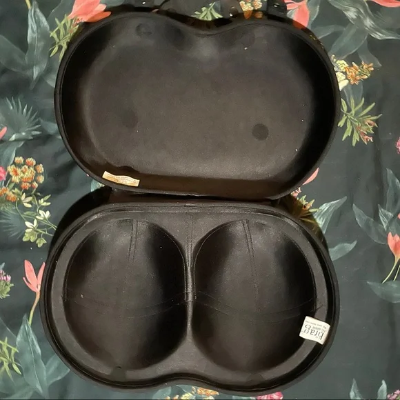 The Brag Bra Bag - Travel Bra Bag NWOT - Picture 2 of 4